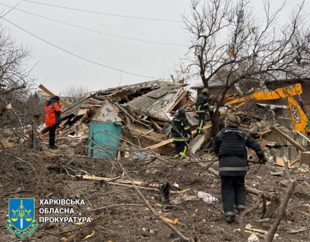 Росіяни завдали ракетних ударів по місту Харків та місту Зміїв