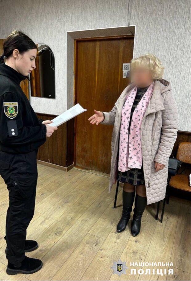 Поліцейські повідомили про підозру двом жителькам села Липці у колабораційній діяльності