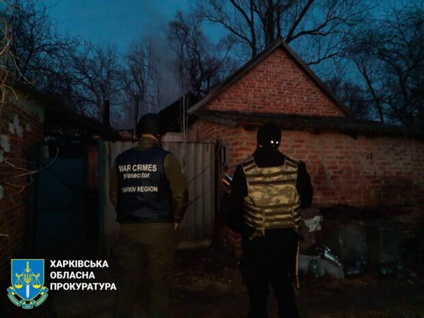 Прокурори зафіксували наслідки російського обстрілу по селу Липці