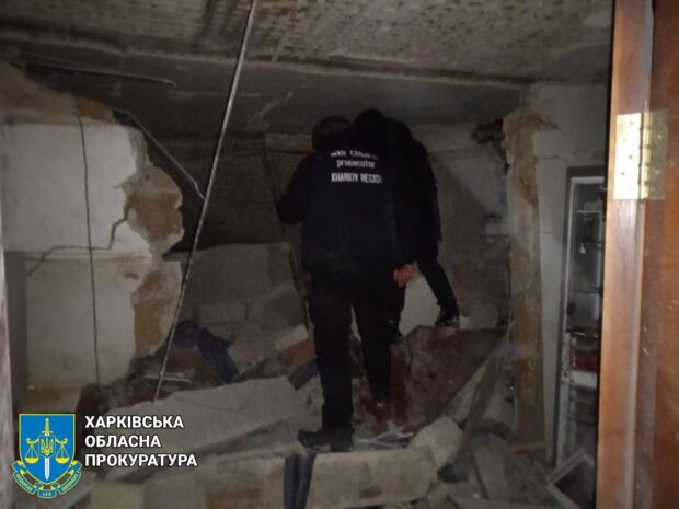 Внаслідок авіаударів по селу на Купʼянщині загинула мирна жителька