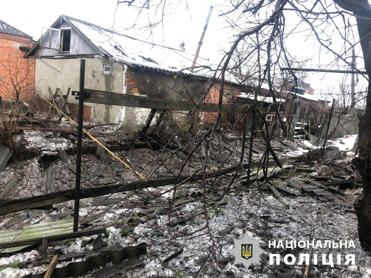 Пошкоджені приватні будинки, медзаклад та газопровід: слідчі задокументували наслідки воєнних злочинів росіян на Харківщині
