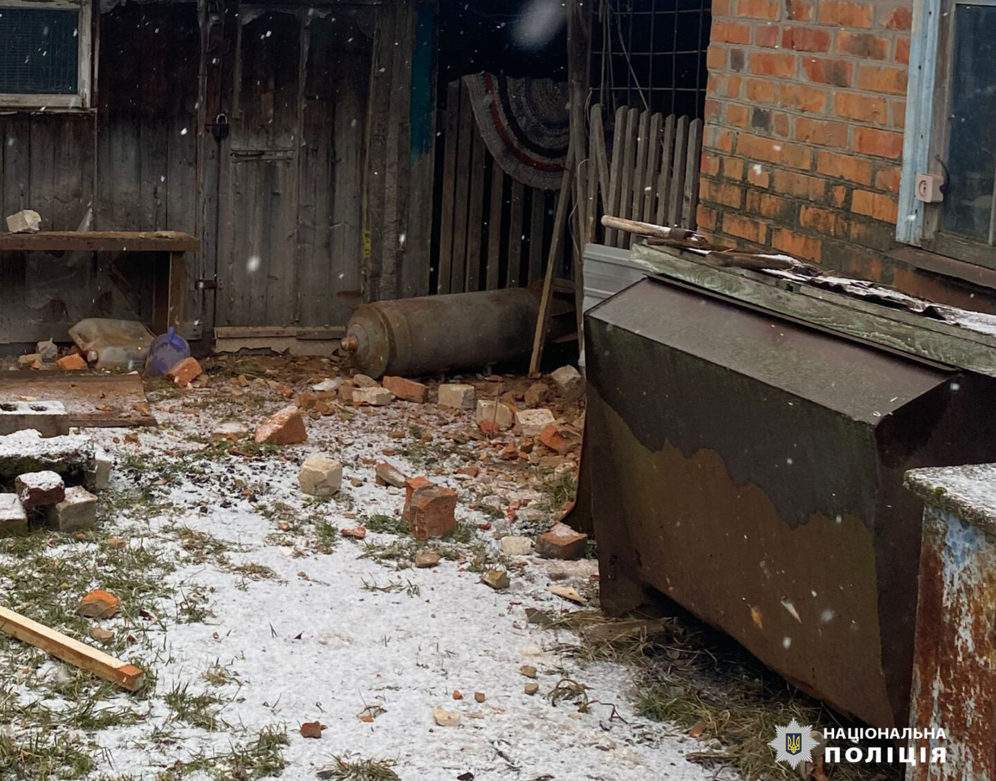 Пошкоджені приватні будинки та адмінбудівлі: слідчі задокументували наслідки воєнних злочинів росіян на Харківщині