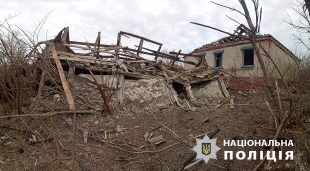 Через ворожі обстріли загинули 3 громадян, серед яких 17-річна дівчина, ще двоє поранені: слідчі задокументували наслідки воєнних злочинів росіян на Харківщині