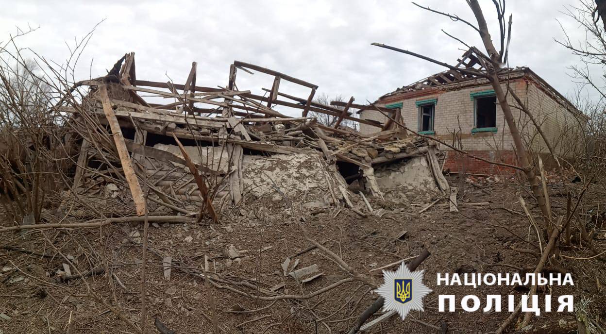 Через ворожі обстріли загинули 3 громадян, серед яких 17-річна дівчина, ще двоє поранені: слідчі задокументували наслідки воєнних злочинів росіян на Харківщині
