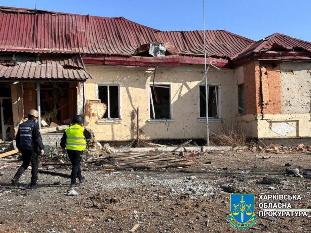 Внаслідок чергових ворожих обстрілів Харківщини поранено волонтера