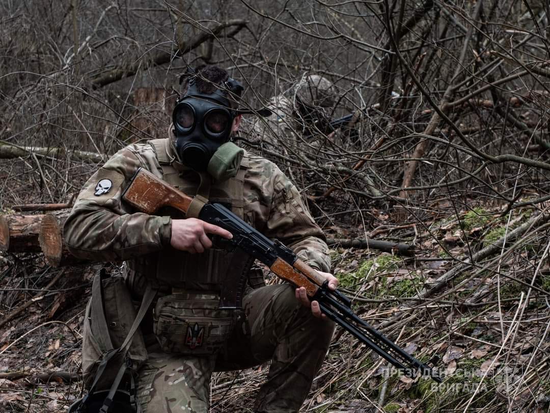 Росіяни три рази атакував позиції українських захисників в районах населених пунктів Синьківка та Кислівка - Генштаб ЗСУ