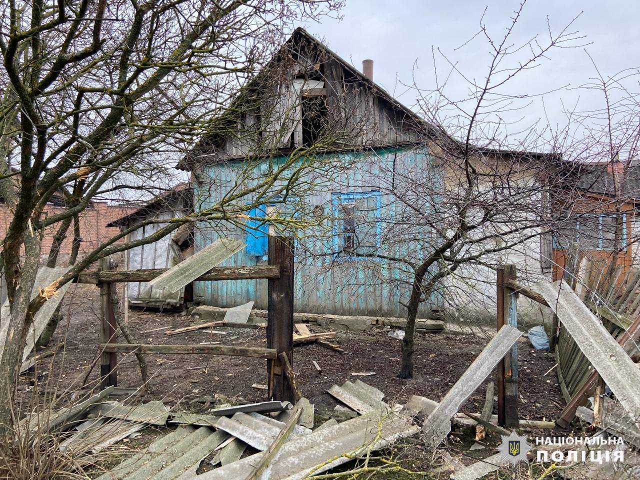 Пошкоджені приватні будинки та храм, поранено чоловіка: слідчі документують наслідки ворожого обстрілу на Харківщині