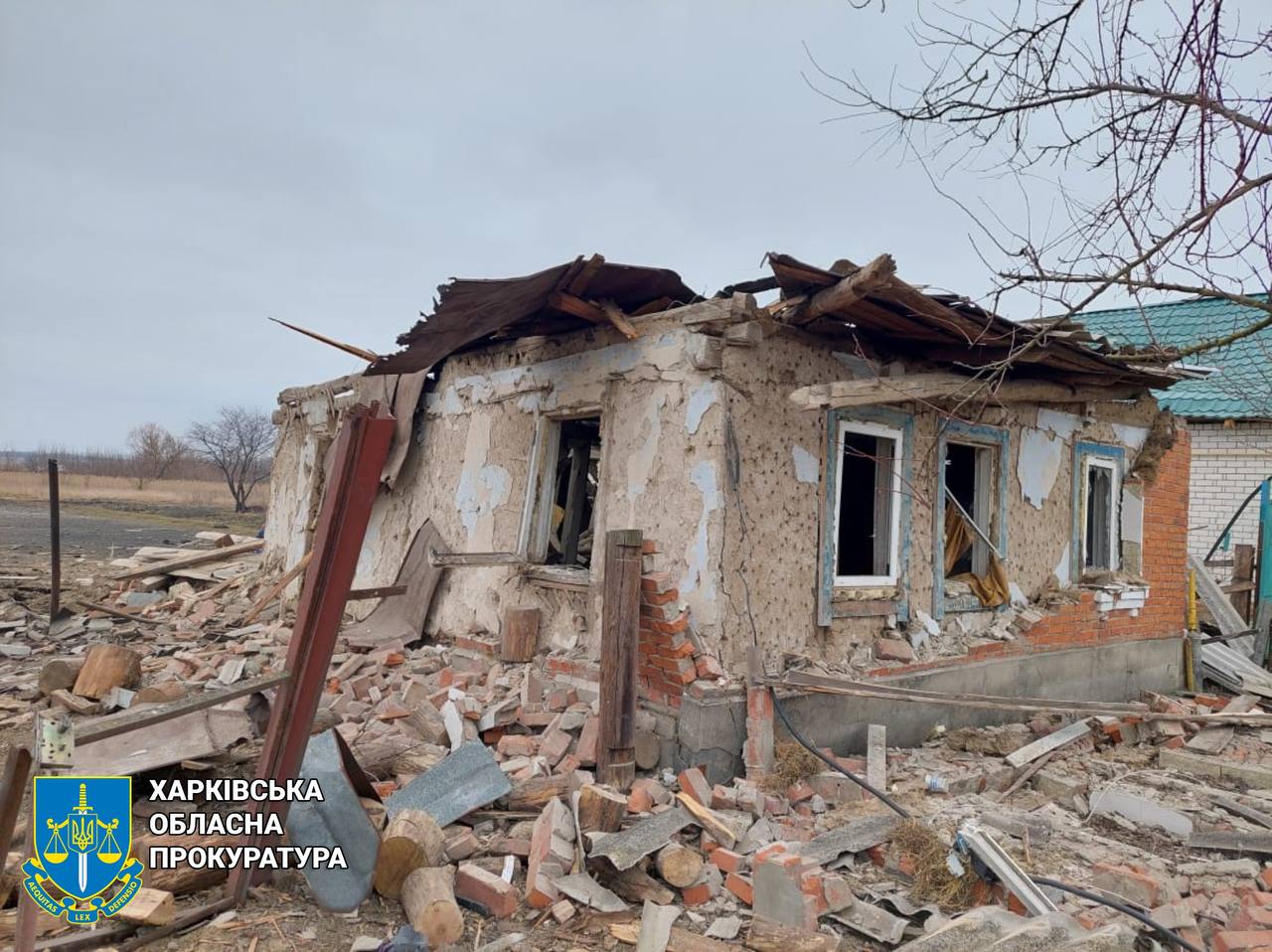 Росіяни скинули авіабомби на Вовчанськ: одна людина загинула, ще одна — травмована