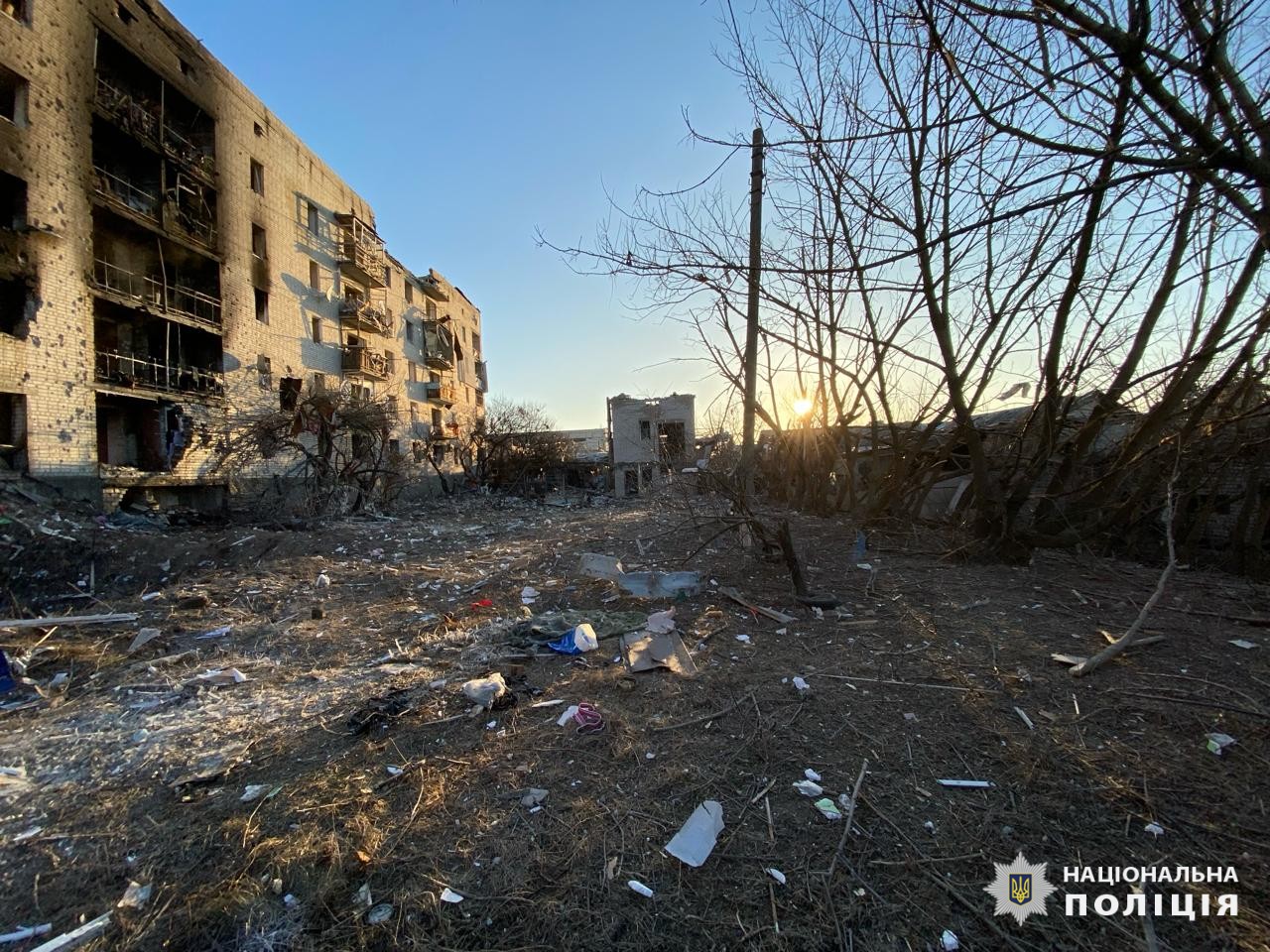 Одна людина загинула, троє травмовані: слідчі задокументували наслідки воєнних злочинів росіян на Харківщині