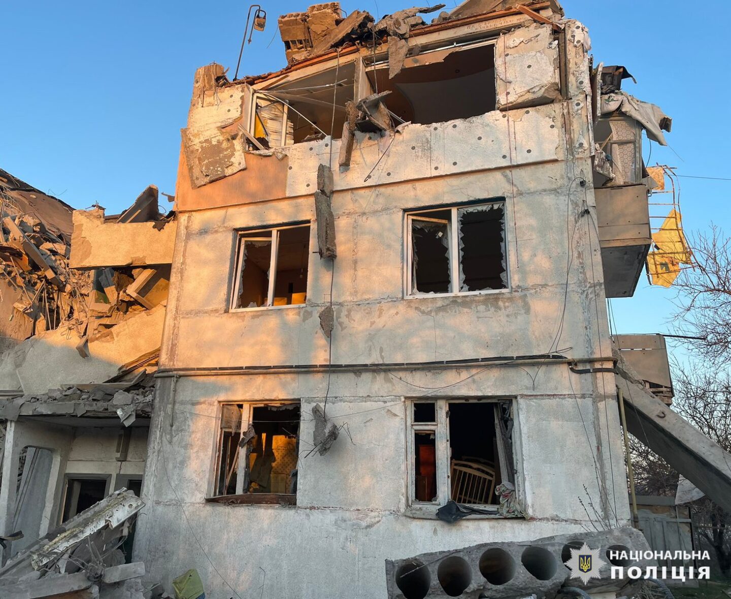 На Харківщині внаслідок ворожих обстрілів є загиблі та поранені серед цивільного населення: слідчі задокументували наслідки воєнних злочинів росіян
