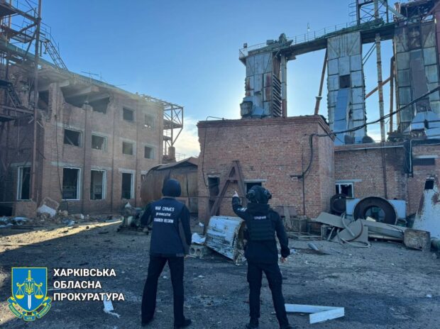 Внаслідок російських ударів по цивільних обʼєктах Харківщини одна людина загинула, ще одна — постраждала