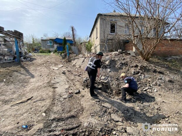 Постраждали три цивільних чоловіки: слідчі задокументували наслідки воєнних злочинів окупантів за добу на Харківщині