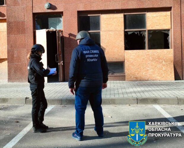 Ворог знову вдарив по Харкову з авіації: пошкоджено цивільні обʼєкти