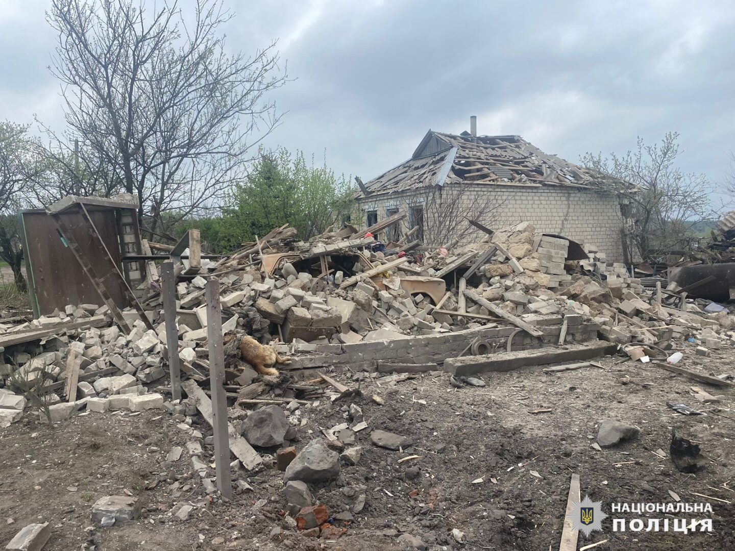 Внаслідок російських обстрілів поранені двоє цивільних громадян: слідчі задокументували наслідки ворожих атак на Харківщині