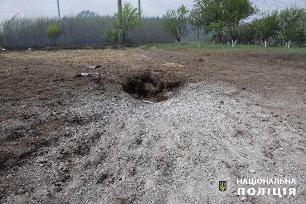 В результаті обстрілу села Новоосинове поранені дві цивільні жінки: поліція документує наслідки ворожого обстрілу