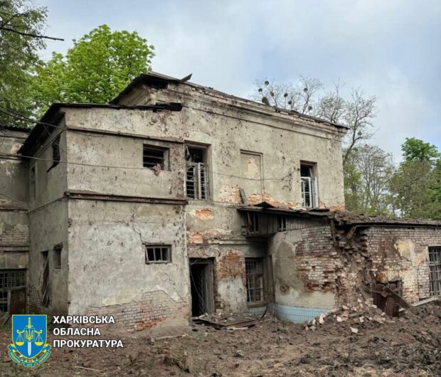 Прокурори зафіксували наслідки ракетних ударів ворога по обласній психіатричній лікарні у Харкові