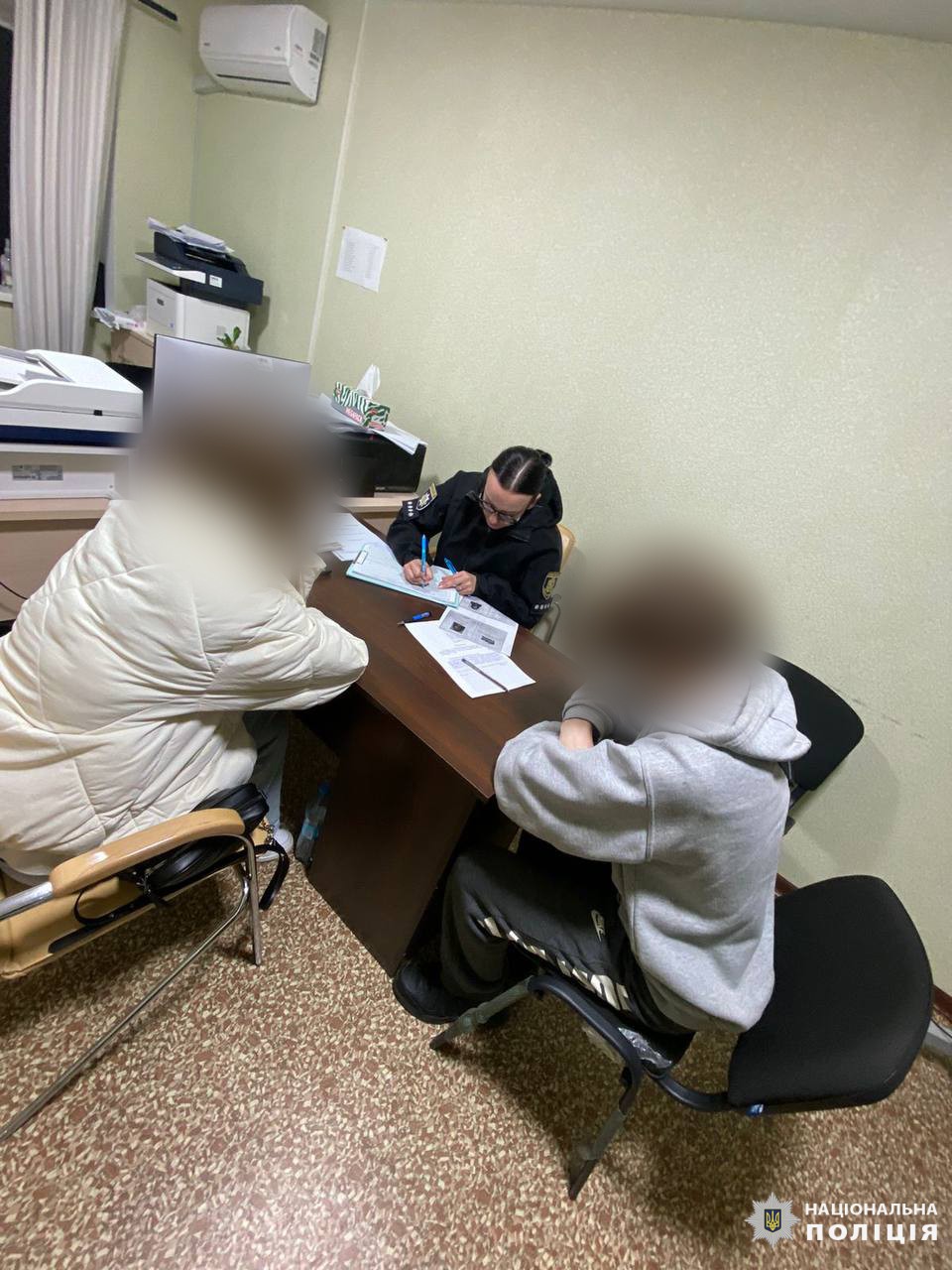 У Харкові підлітки розважалися на будівельному крані: на батьків поліцейські склали адміністративні протоколи