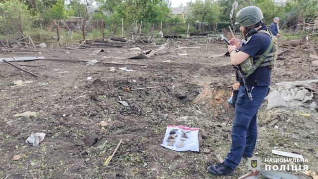 Ворог обстріляв місто Дергачі, є постраждалі: слідчі поліції відкрили кримінальне провадження