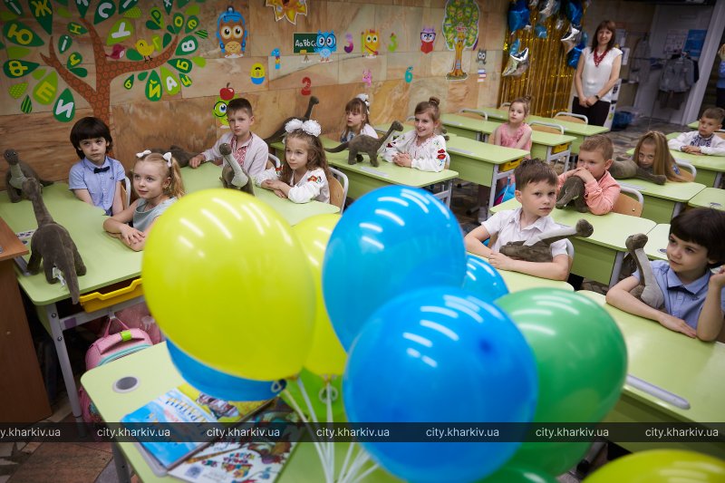 У Харкові пройшло свято останнього дзвоника