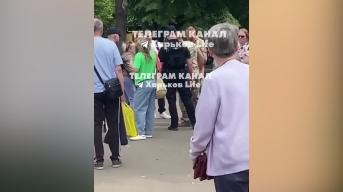 У ТЦК відреагували на конфлікт між військовими та цивільними у Харкові