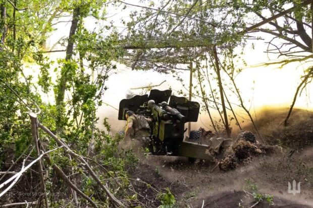 На Харківському напрямку ворог здійснив 10 атак в районах населених пунктів Лук’янці, Глибоке, Вовчанськ, Бугруватка - Генштаб ЗСУ