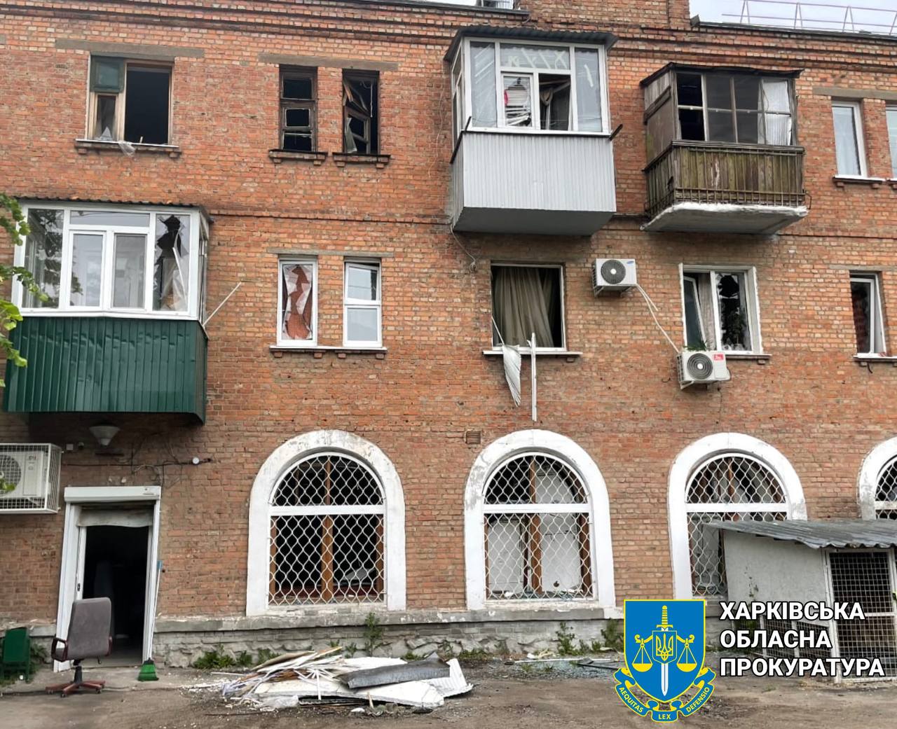 Внаслідок нічної ракетної атаки по Харкову постраждали троє людей