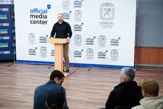 Російські окупанти залучили піхоту, авіацію та броньовану техніку для атак на прикордонні Харківщини