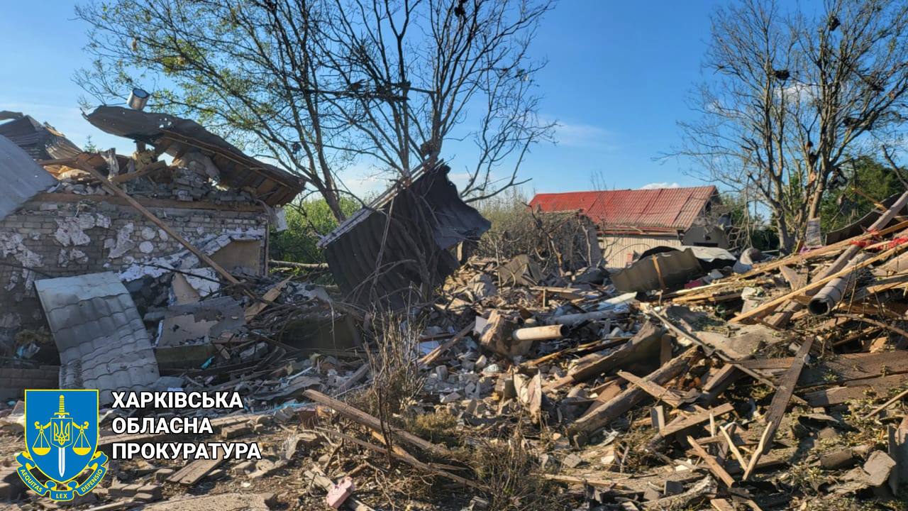 Одна загибла та шість постраждалих: правоохоронці документують наслідки ворожих обстрілів Харкова та області