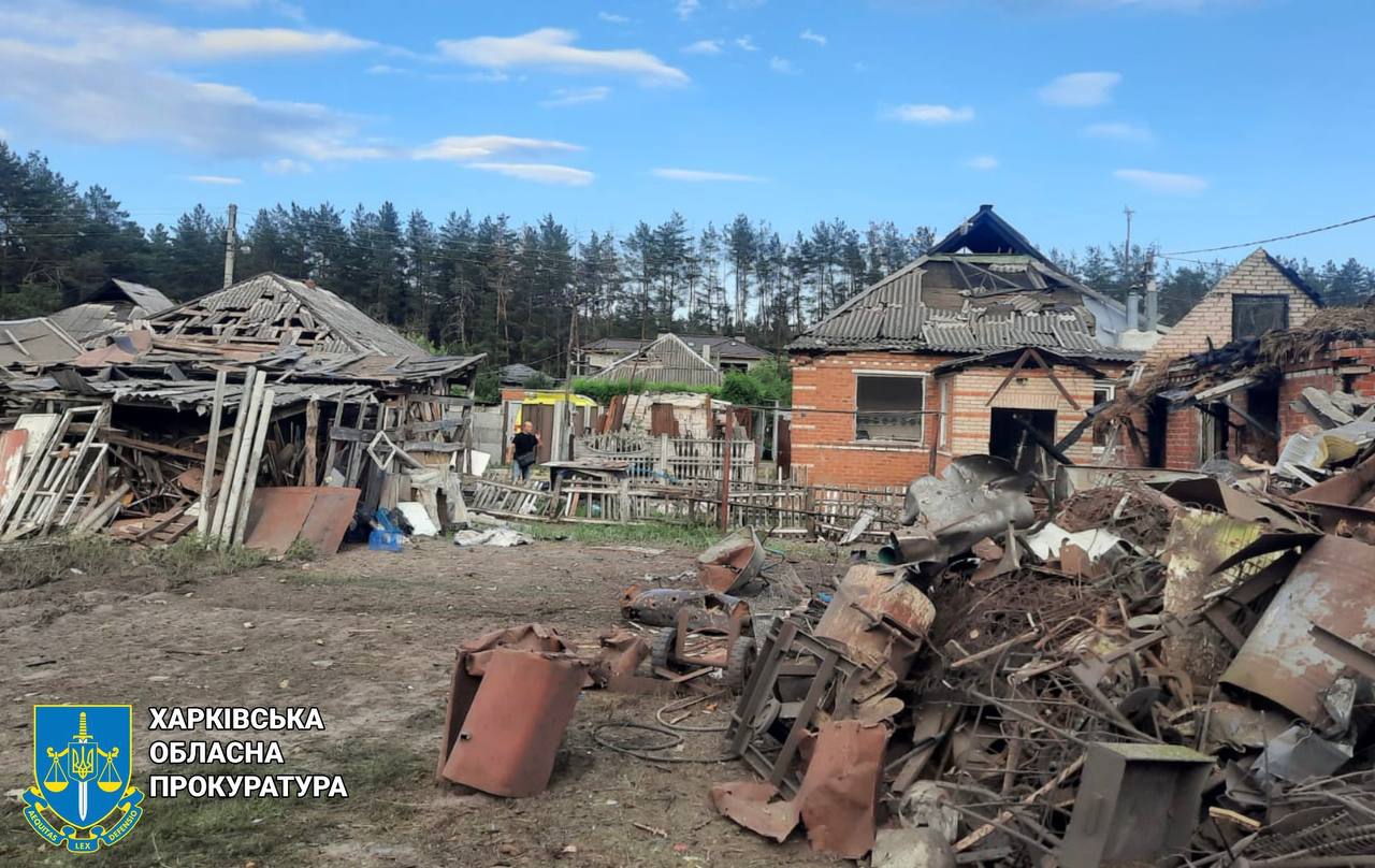Росіяни завдали авіаудари по Харкову: загинув чоловік, постраждали сім людей