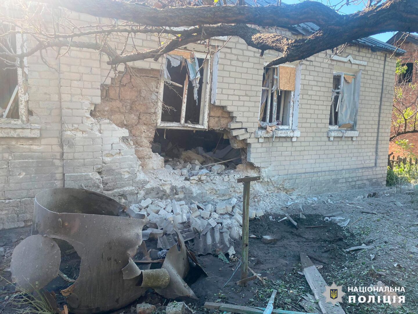 Минулої доби росіяни вбили цивільного чоловіка і поранили десять людей: слідчі задокументували наслідки воєнних злочинів на Харківщині