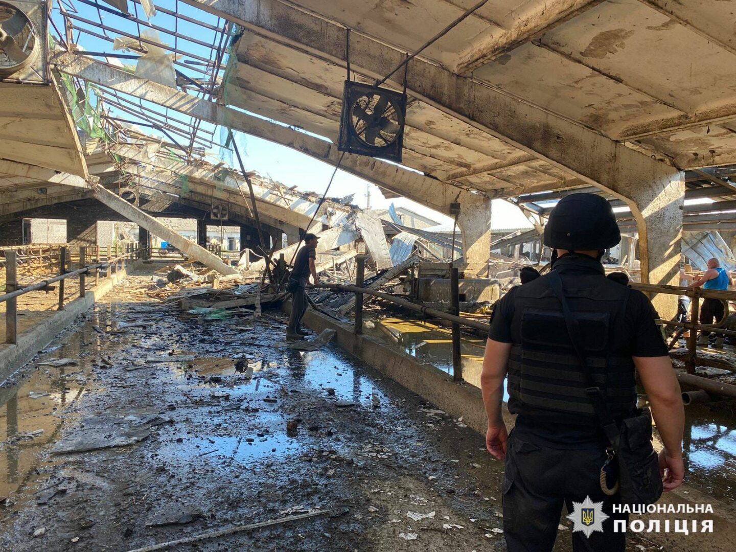 За добу через ворожі обстріли по Харківщині троє людей загинули, 16 зазнали поранень: слідчі задокументували наслідки воєнних злочинів