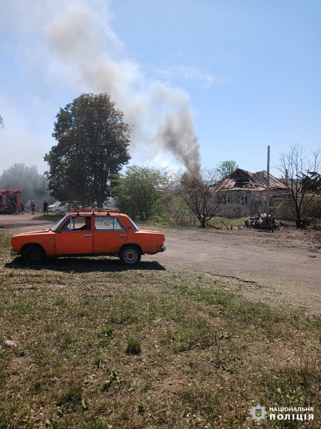 В результаті обстрілу села Руська Лозова на Харківщині поранено двох чоловіків: поліція документує наслідки російського удару