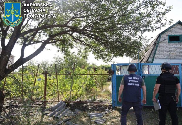Внаслідок ворожого артилерійського обстрілу села на Купʼянщині постраждали троє мирних мешканців