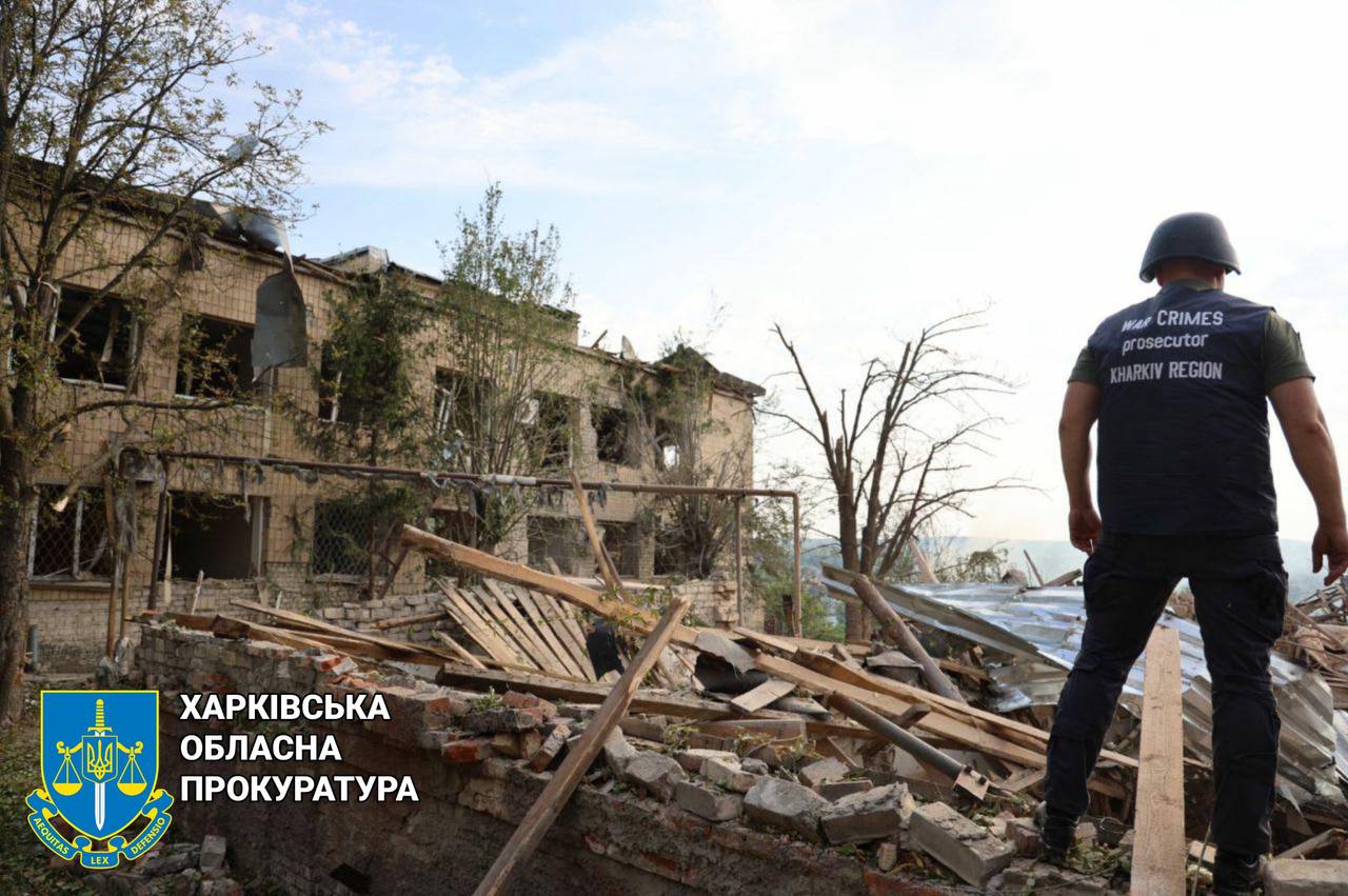 Внаслідок чергової ворожої атаки по Купʼянську постраждали 14 людей, серед яких троє поліцейських