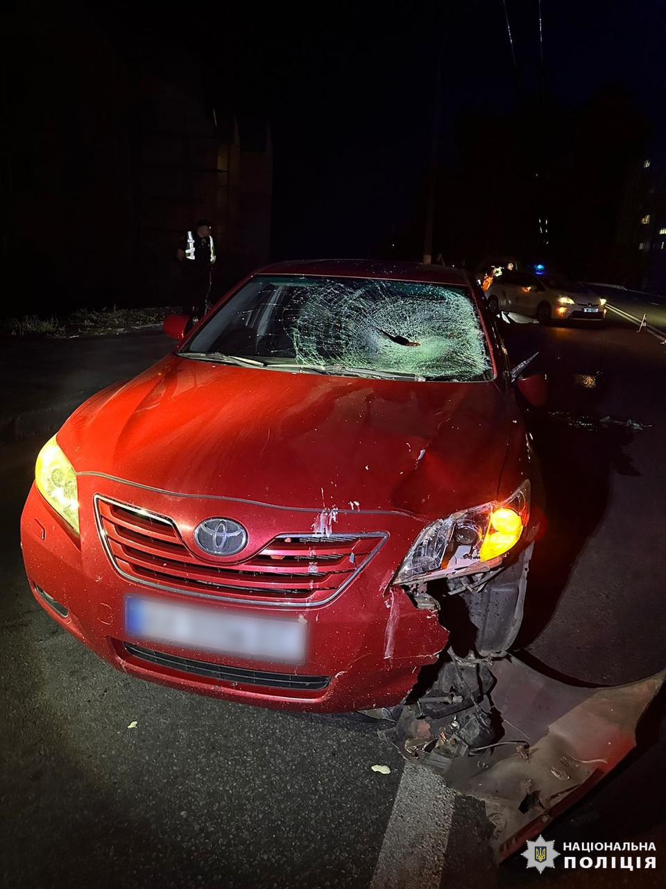 У Харкові водій автівки скоїв наїзд на двох чоловіків