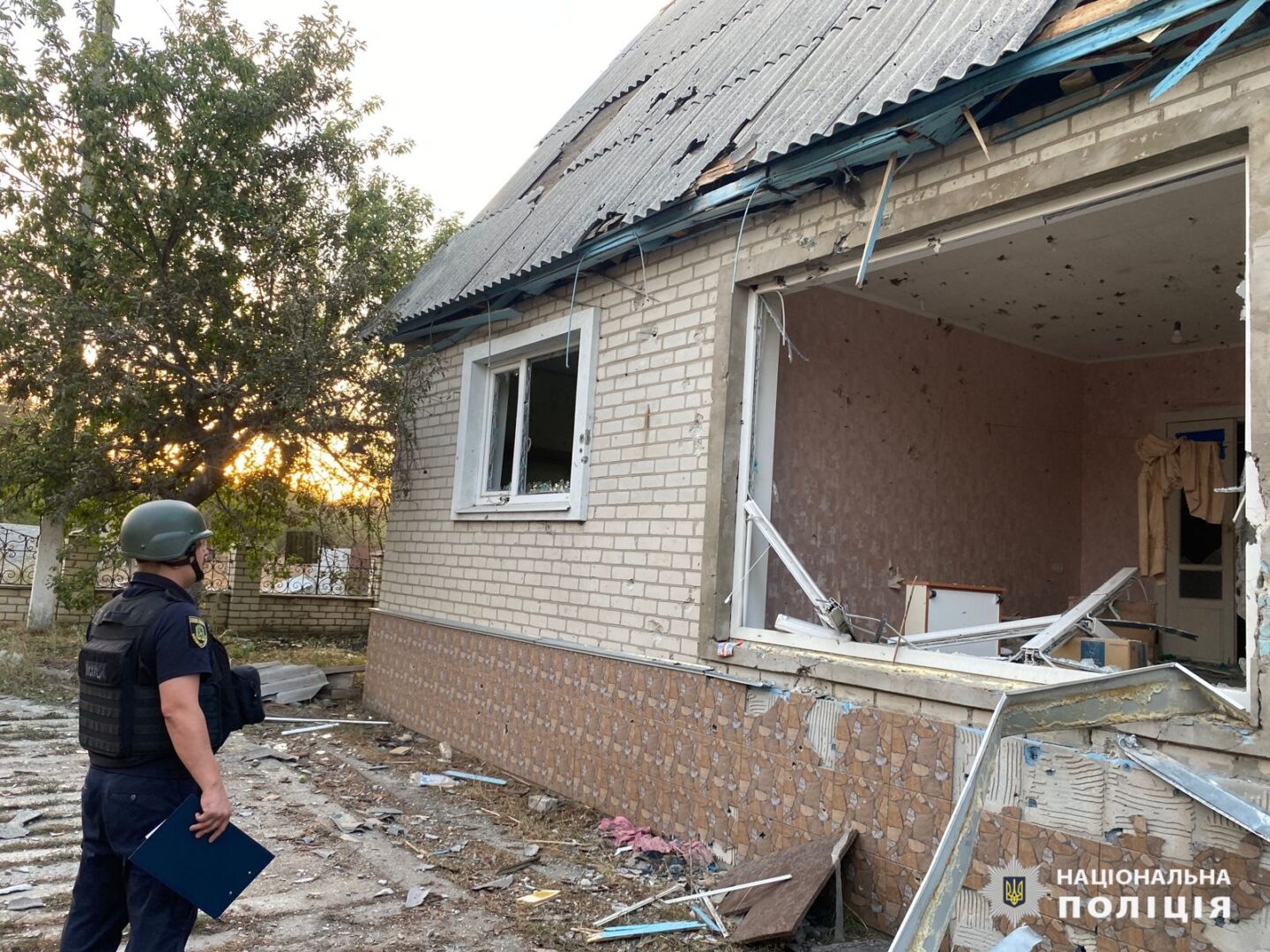 На Харківщині минулої доби п’ятеро цивільних людей дістали поранення внаслідок російських обстрілів: слідчі задокументували чергові злочини росіян