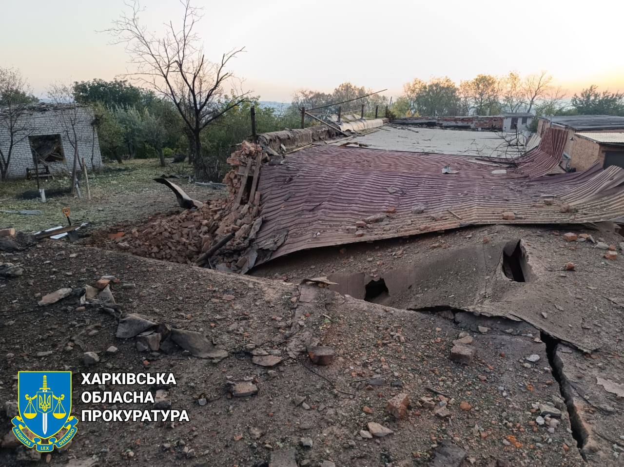 Ворог здійснив авіаудари по Дергачах та Харкову: постраждали сім людей, серед яких дитина