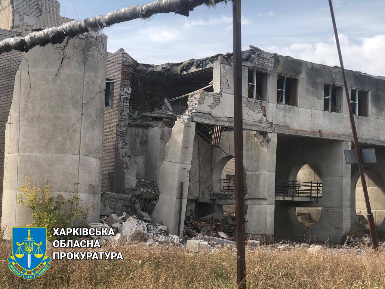 Росіяни продовжують тероризувати цивільне населення Харківщини — є загиблі та поранені