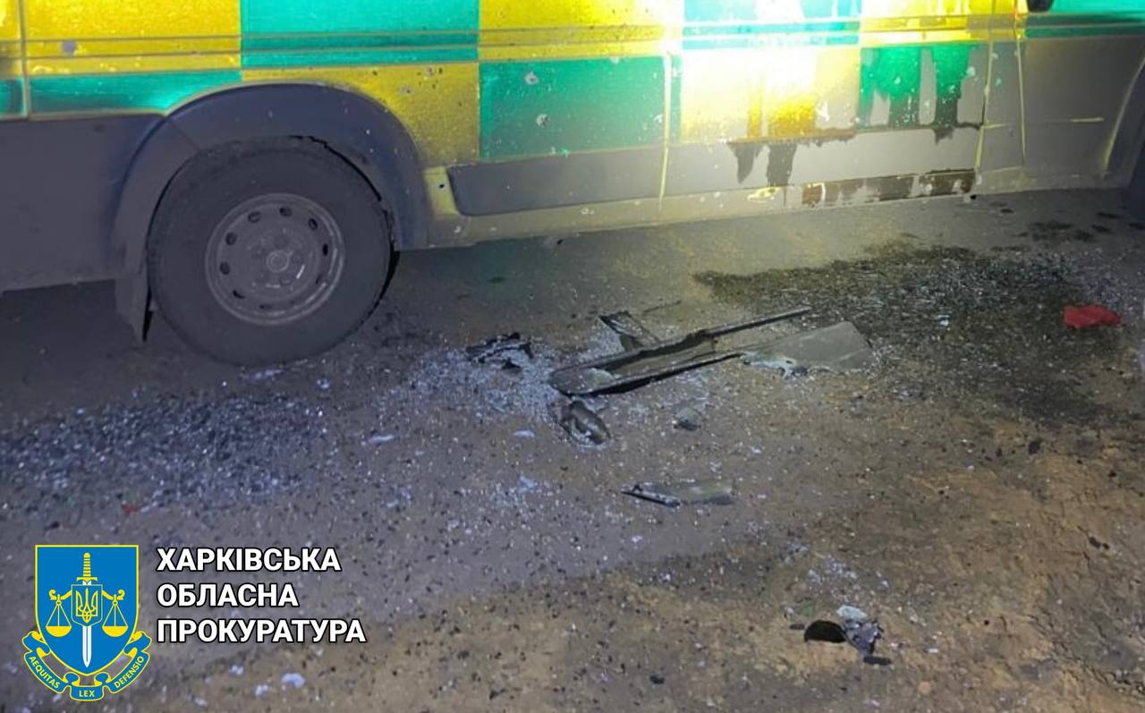 Ворог знову обстріляв Купʼянськ: поранено двох людей, серед яких водій «швидкої»