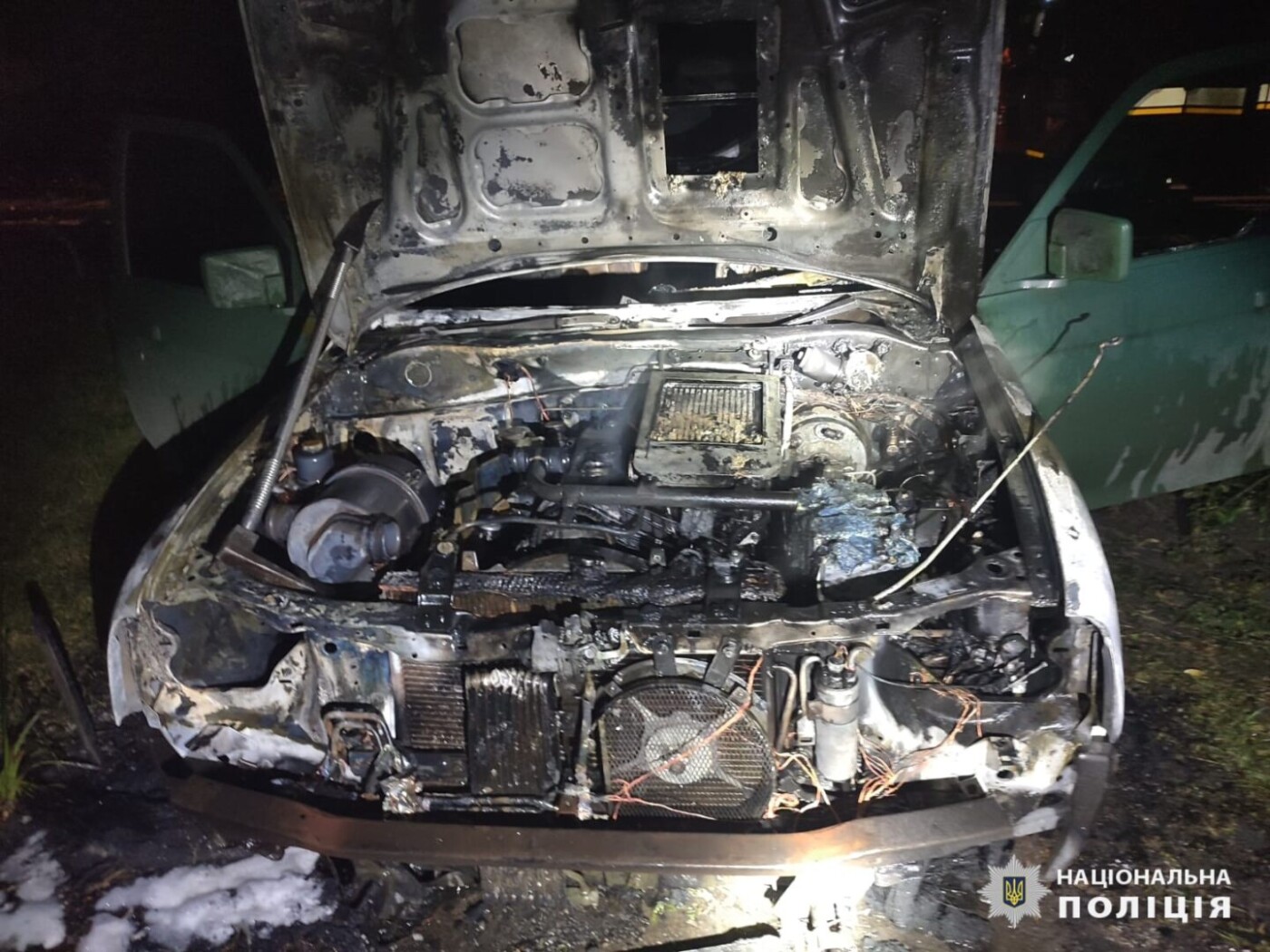 У Харкові правоохоронці викрили двох підлітків, які підпалювали авто українських захисників