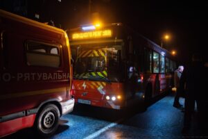 У Харкові запустили автобус для допомоги під час обстрілів