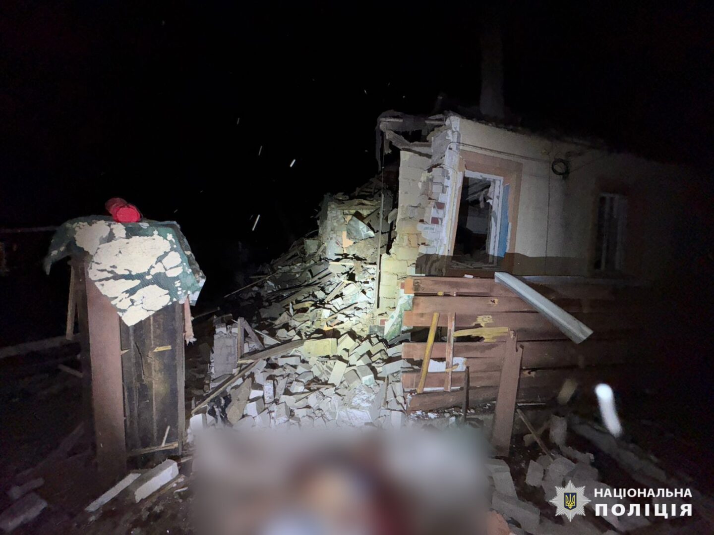 Через обстріли росіян на Харківщині загинув цивільний чоловік, ще троє людей дістали поранення: поліція задокументувала наслідки злочинів рф