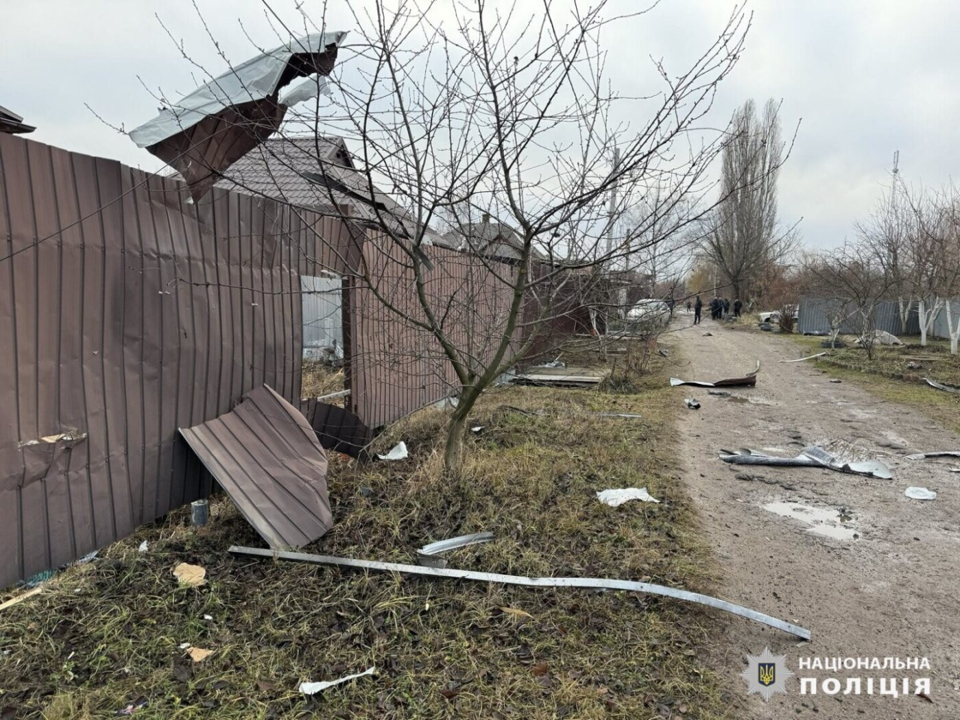Минулої доби на Харківщині внаслідок злочинних дій окупантів одна жінка загинула, шестеро людей дістали поранення, пошкоджено та зруйновано понад 60 об’єктів цивільної інфраструктури