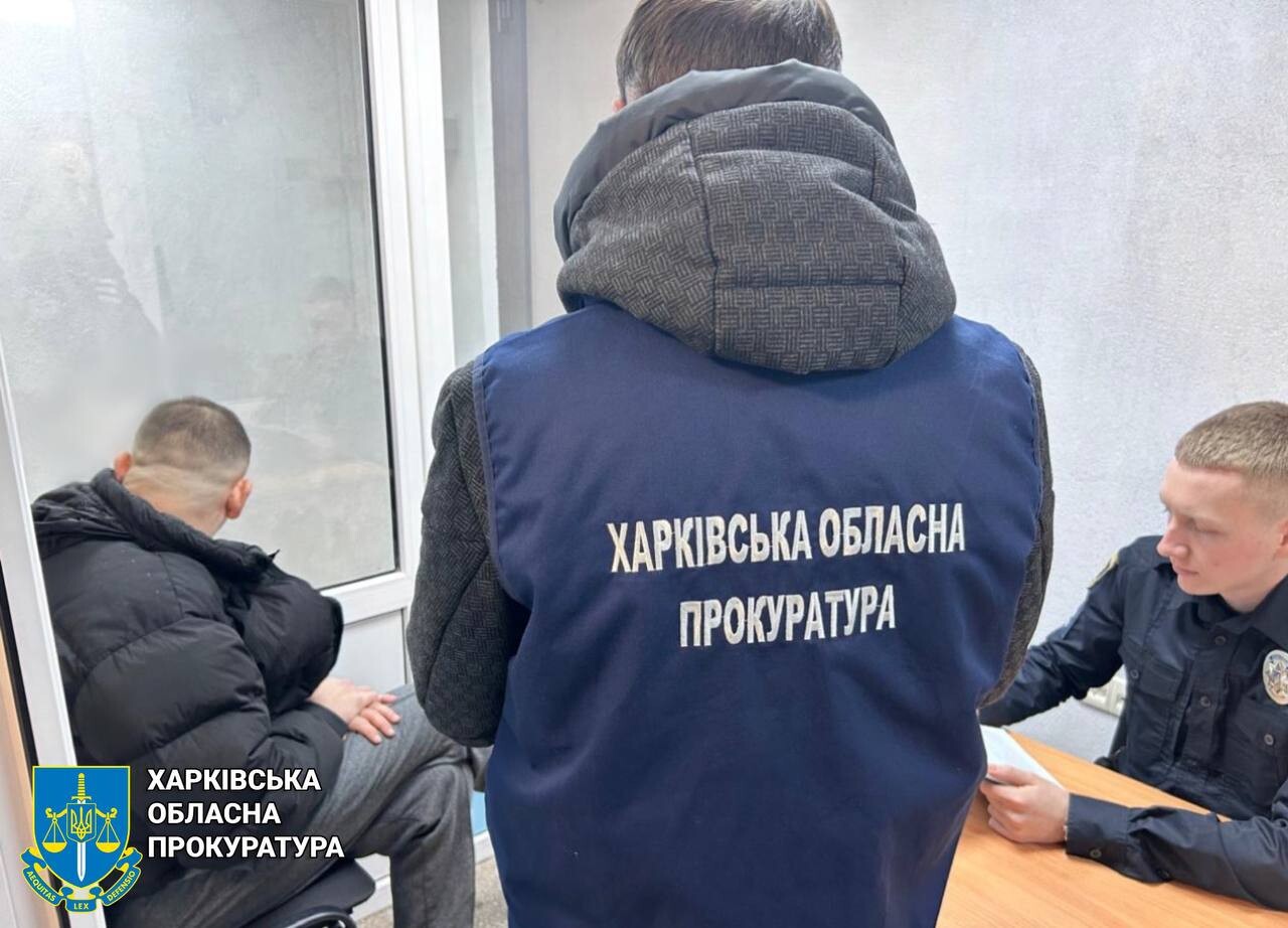 «Легально» виїхати за кордон у складі команди з карате: у Харкові викрито ділка, який організував оборудку на втечі ухилянтів