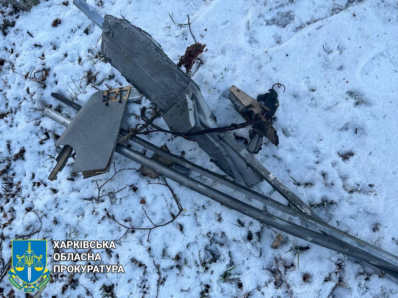 Росіяни обстріляли Харків та область: правоохоронці зафіксували наслідки ворожих влучань