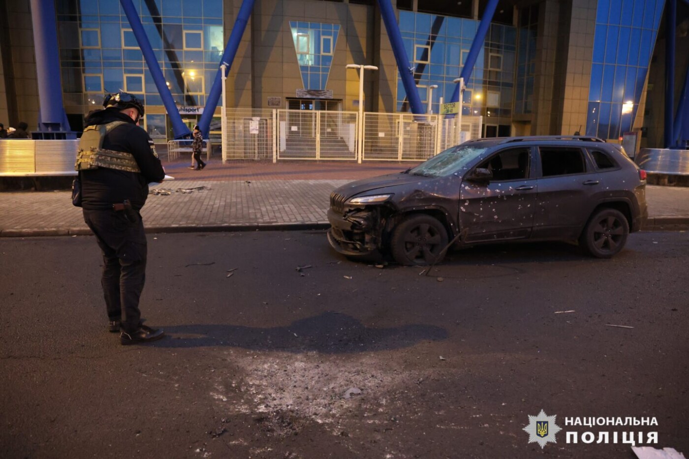 Внаслідок удару безпілотника по Слобідському району Харкова постраждали три людини