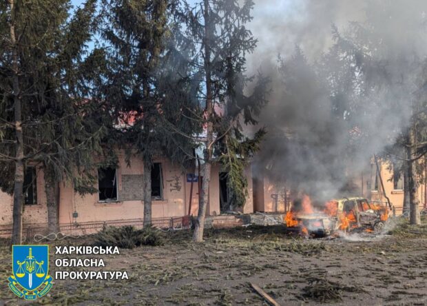 Росіяни вдарили з авіації по Золочеву: постраждали пʼять мирних мешканців