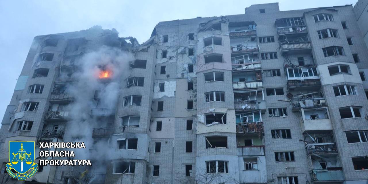Двоє мирних мешканців постраждали через ворожі атаки по Харківщині