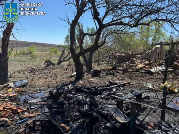 Росіяни скинули КАби на село на Харківщині: постраждала мирна мешканка
