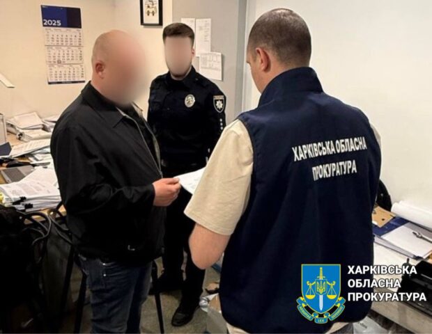 У Харкові викрито ділка, який продавав повістки, які «рятують» від мобілізації
